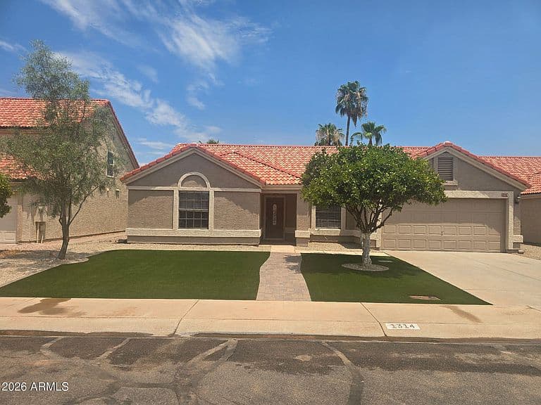 1314 E MINERAL Road photo 2