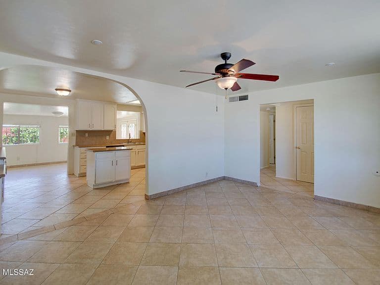 7253 E Eli Dr photo 5