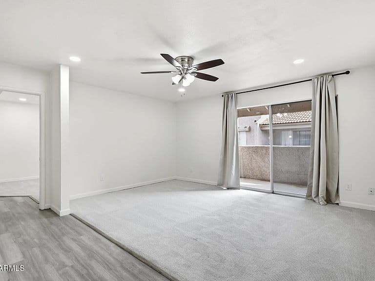 4444 E Paradise Village Pkwy N Unit 251 photo 4