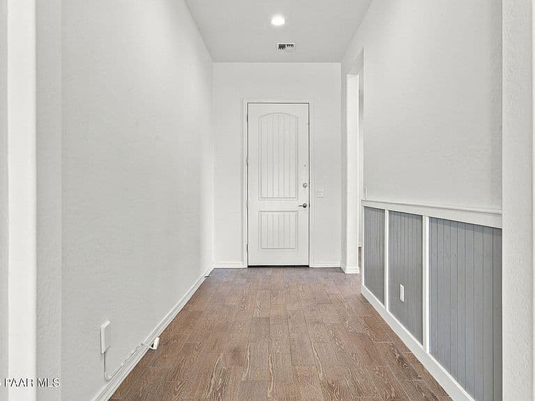 8767 N Peaceful Valley Way photo 2