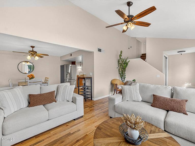 3320 W Wilson Dr photo 1