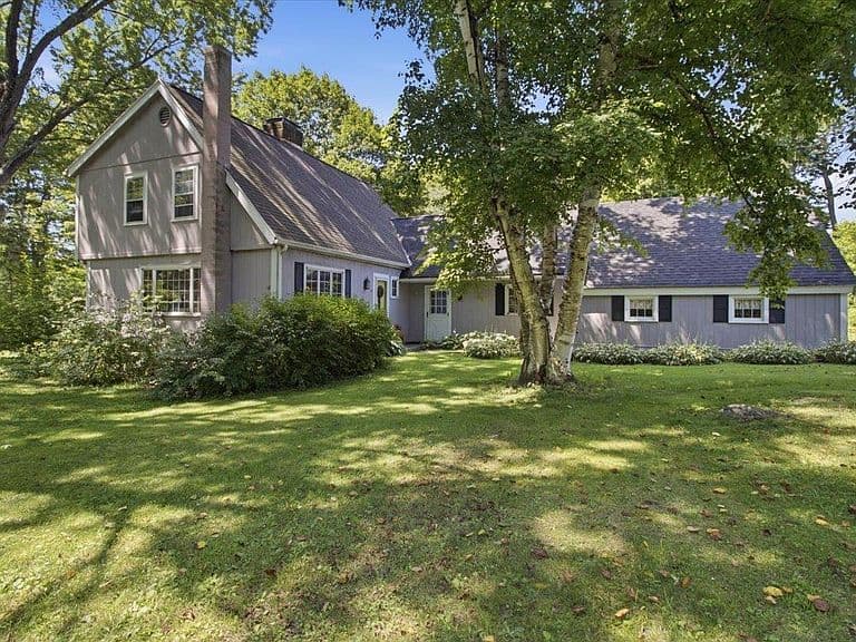 21 Russett Drive photo 2