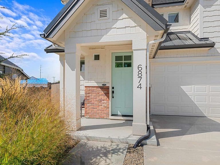 6874 W Los Flores Dr photo 3