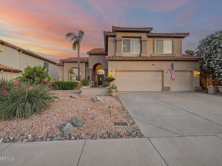 2547 E AMBER RIDGE Way photo 4