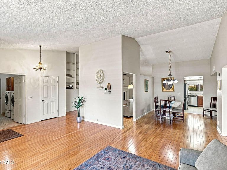 4352 E Blanche Drive photo 5