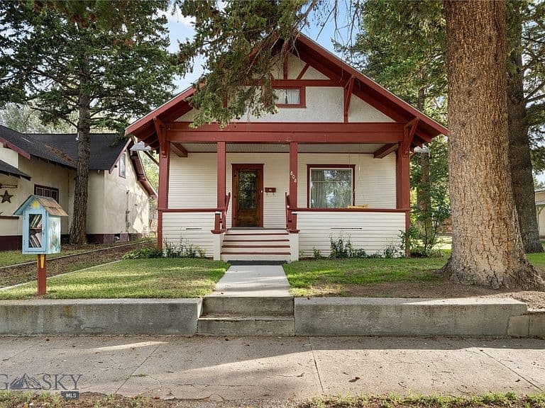 808 Milwaukee Ave photo 2