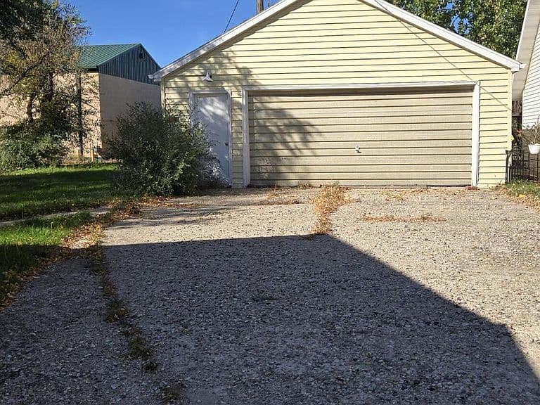 210 N Welo St photo 5