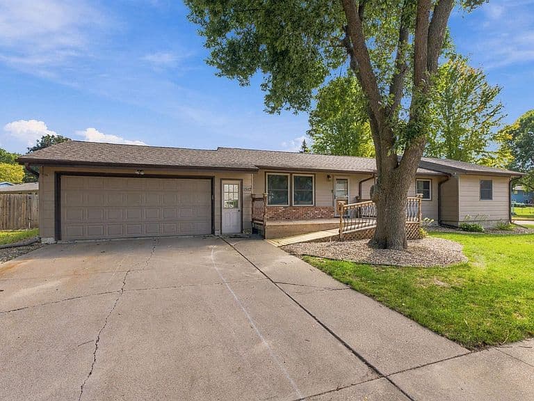 1512 S Judy Ave photo 1