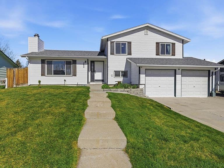 2834 Cherokee Ln photo 2