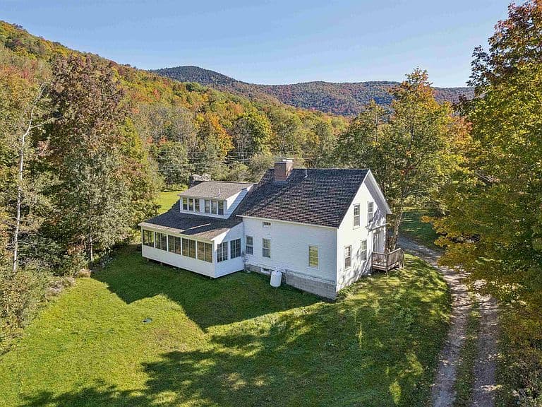 279 River Road photo 1