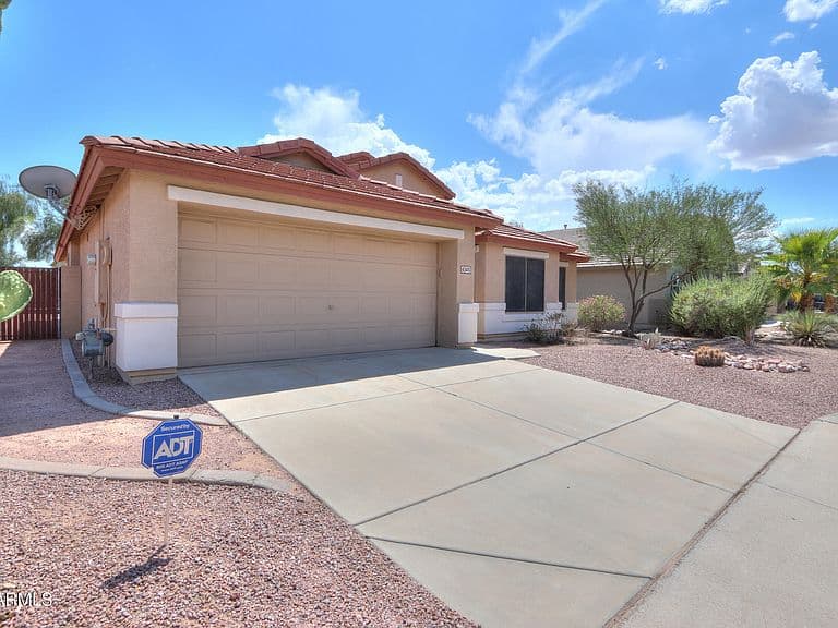 43415 W SUNLAND Drive photo 5