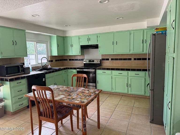 4390 Mira Loma Dr photo 5