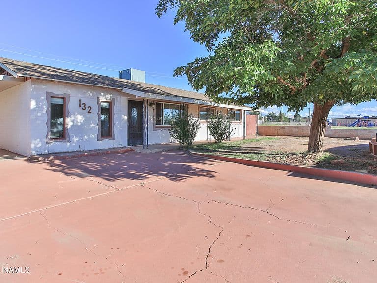 132 Yuma Dr photo 5
