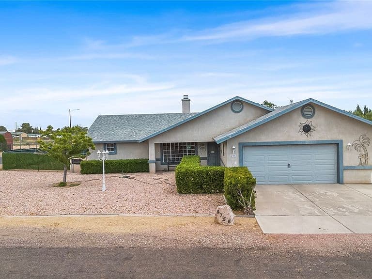 4758 Scotty Drive photo 1