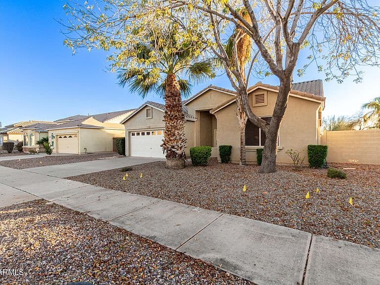 22938 S 208th St photo 2