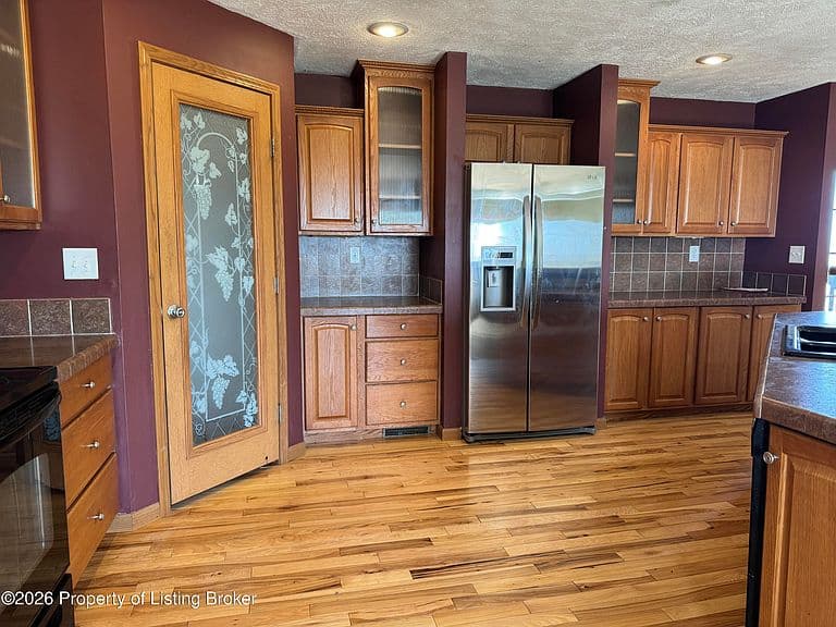 3749 124f Ave NW photo 4