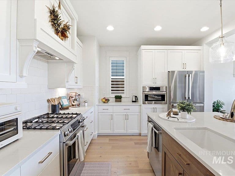 1398 W Ultar Dr photo 1