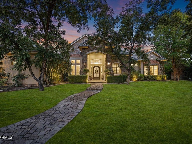 20465 E SUNSET Court photo 2
