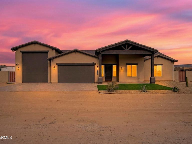 2120 W TANYA Trail photo 2