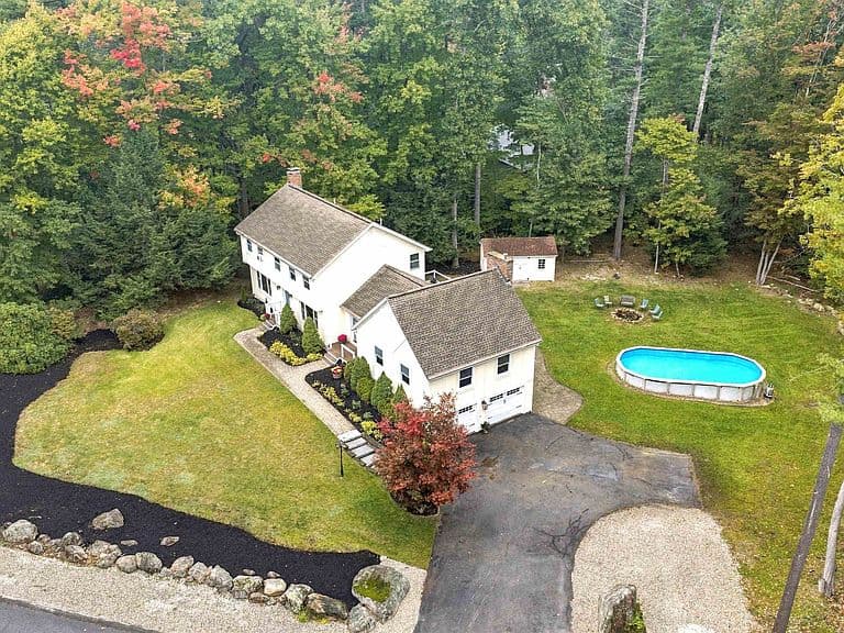 11 Greatstone Drive photo 4
