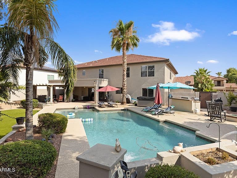 1694 E MEAD Drive photo 5