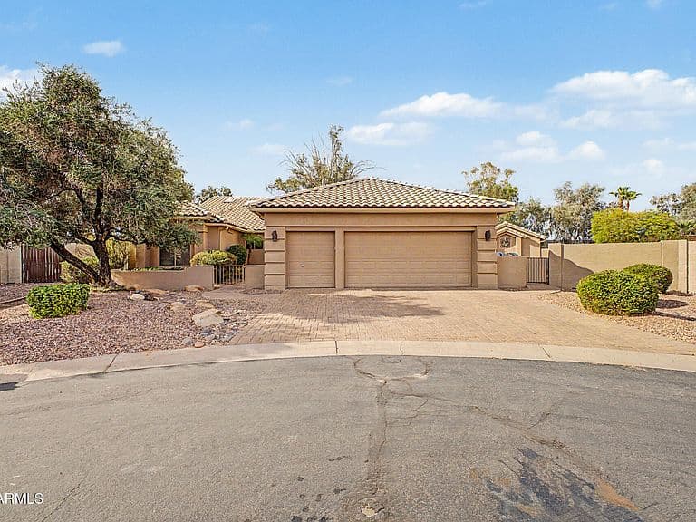 23602 S ROSECREST Drive photo 2