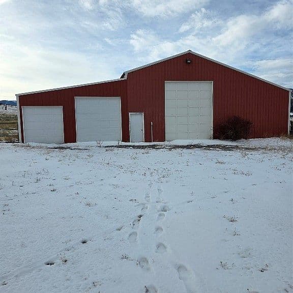 2700 Fairmont Rd photo 3