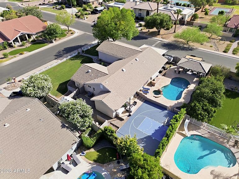 3132 E FAIRFIELD Street photo 2