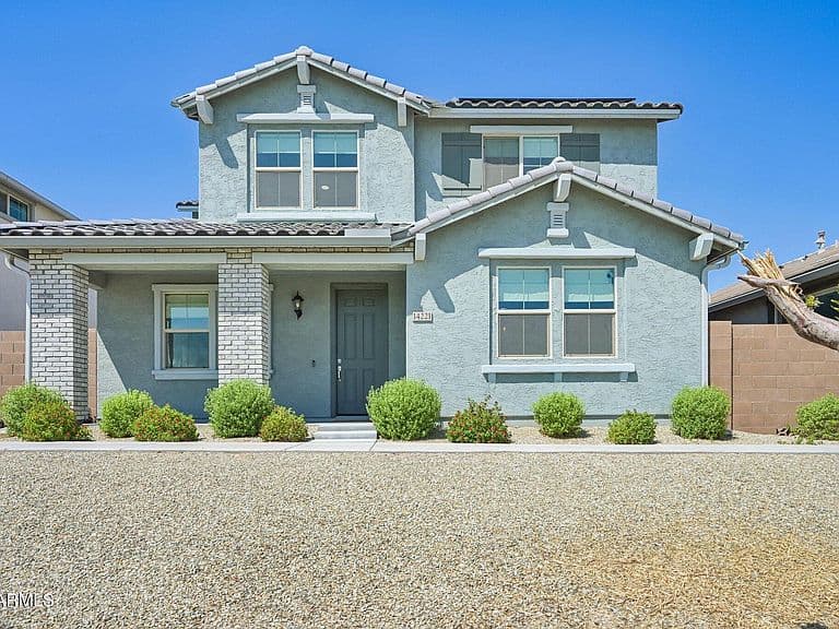 14221 W Hackamore Drive photo 1