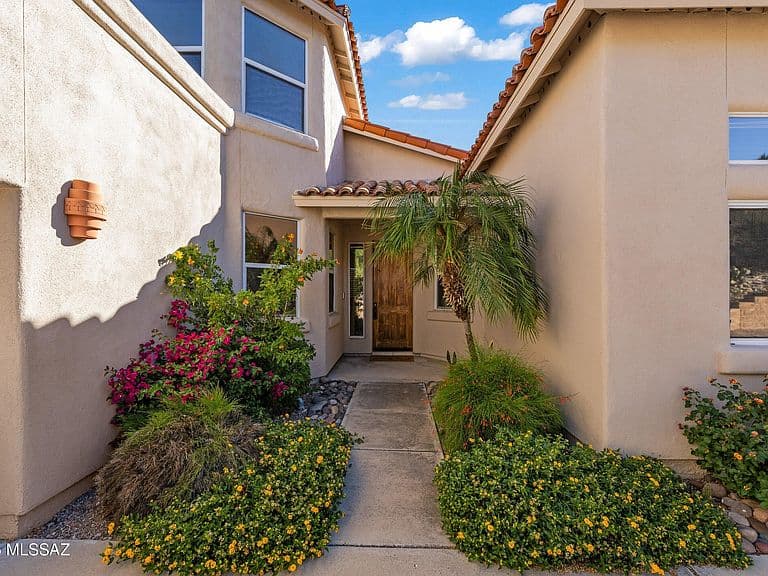 5691 N Placita Deleite photo 3