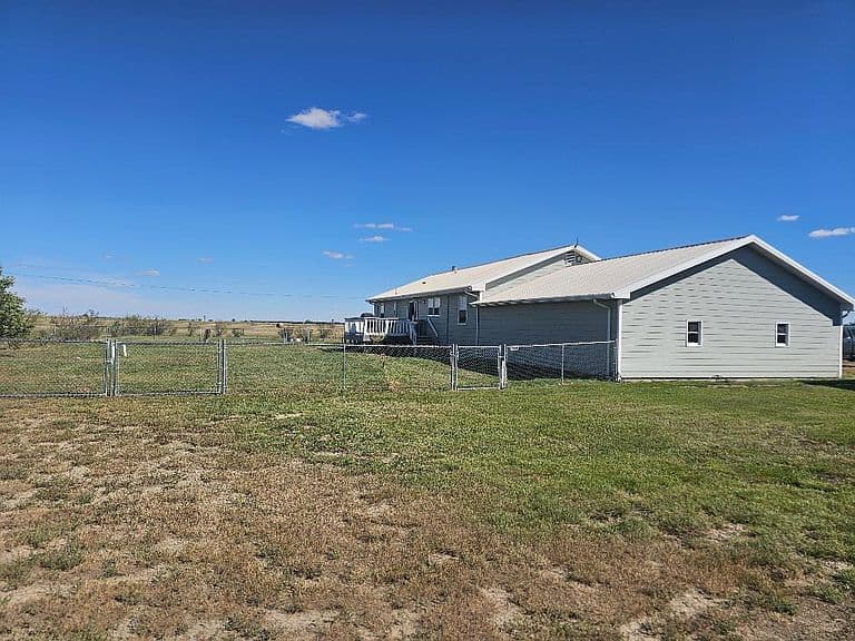 6804 Road 2061 photo 2