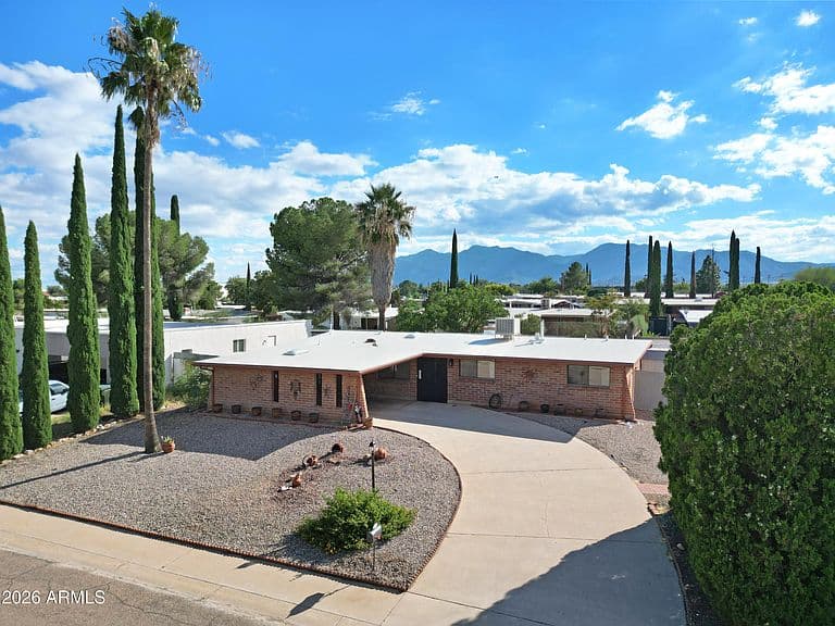 1632 ANDREA Drive photo 1