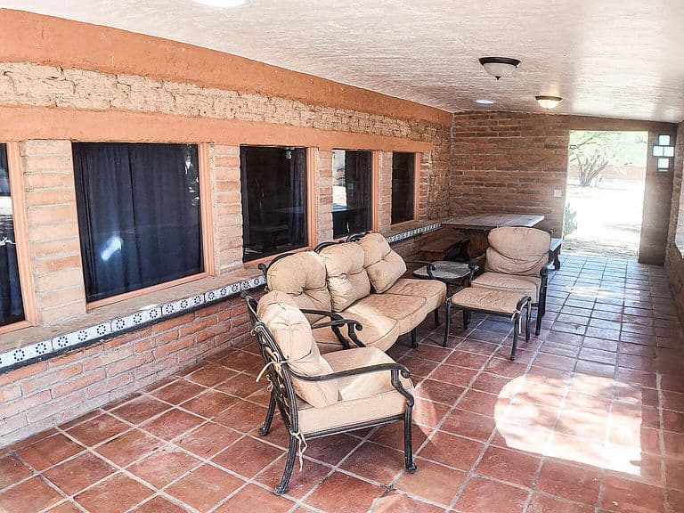 1094 N Pomerene Rd photo 4