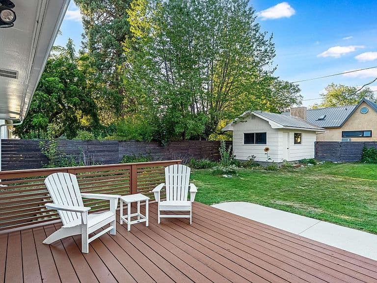 422 Antone St photo 5