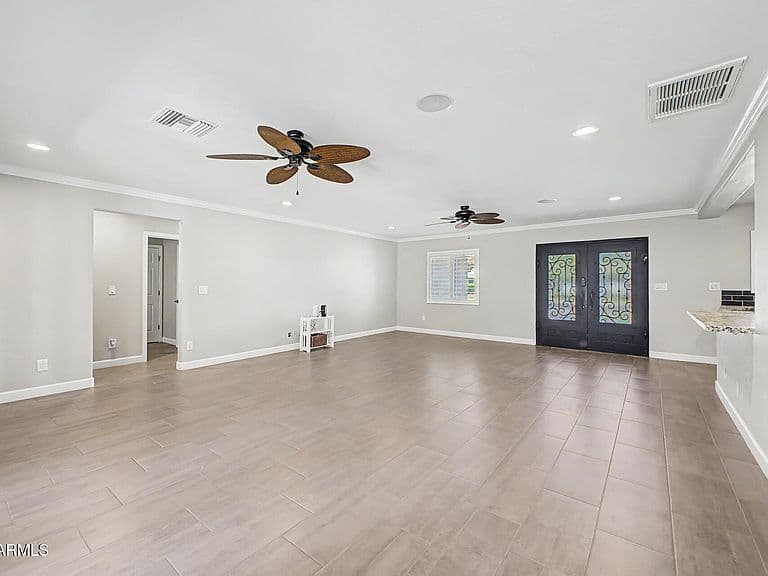 1011 W PALO VERDE Drive photo 4