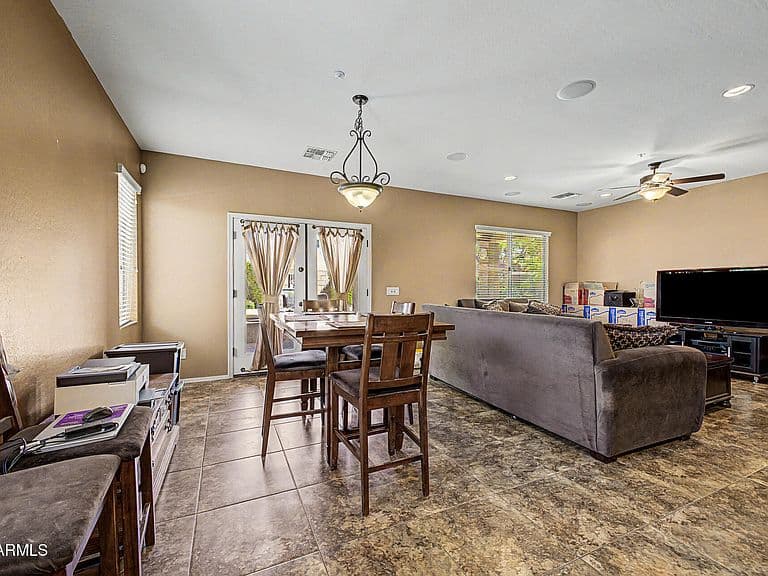 7171 S SINOVA Court photo 2