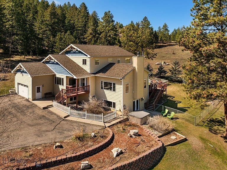 1059 State Highway 282 photo 3