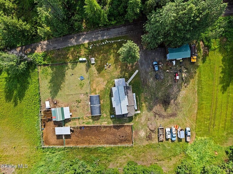 264 Rigby Rd photo 3