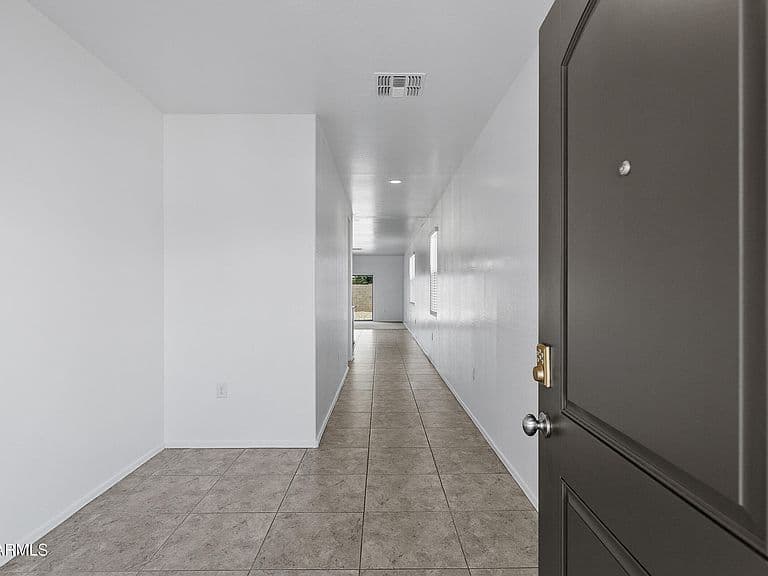 5246 E Iridium Way photo 4