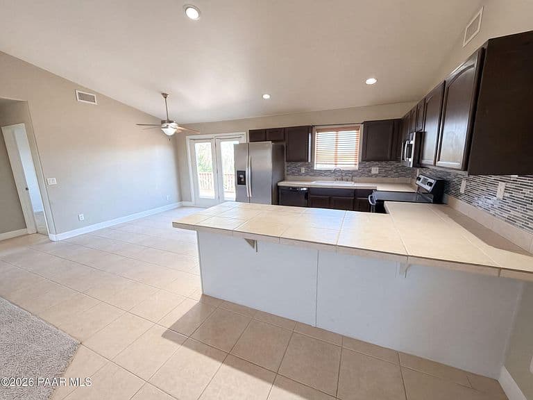20186 E Cedar Canyon Dr photo 2