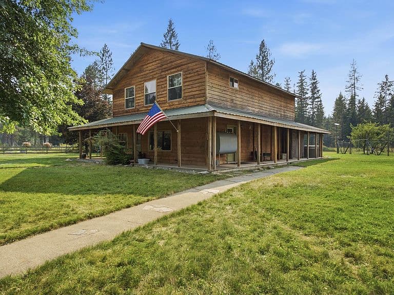 368 Fox Creek Spur photo 2