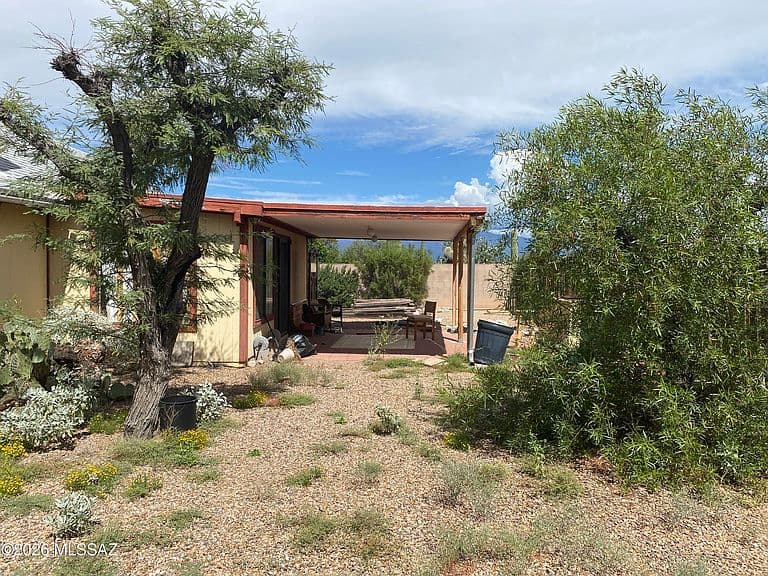 2771 W Calle De Dalias photo 4