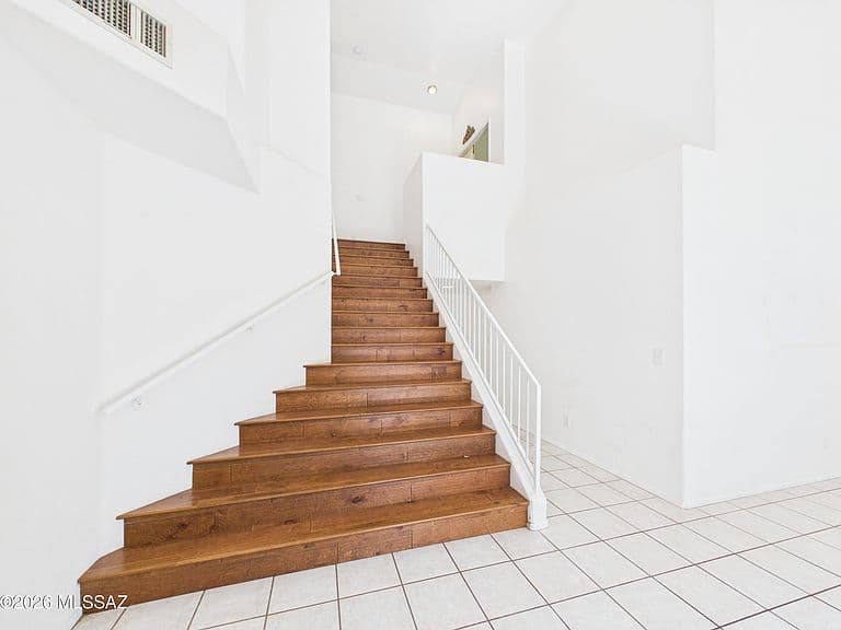 8932 N Spinel Pl photo 3