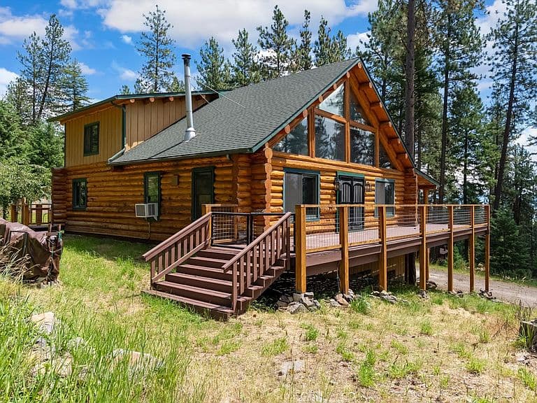 18200 Mustang Ln photo 2