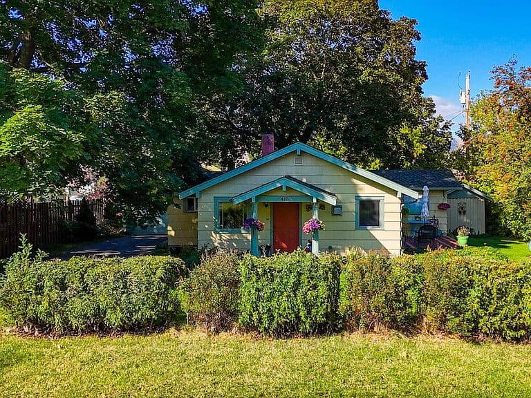 413 Saint Marys Dr photo 3