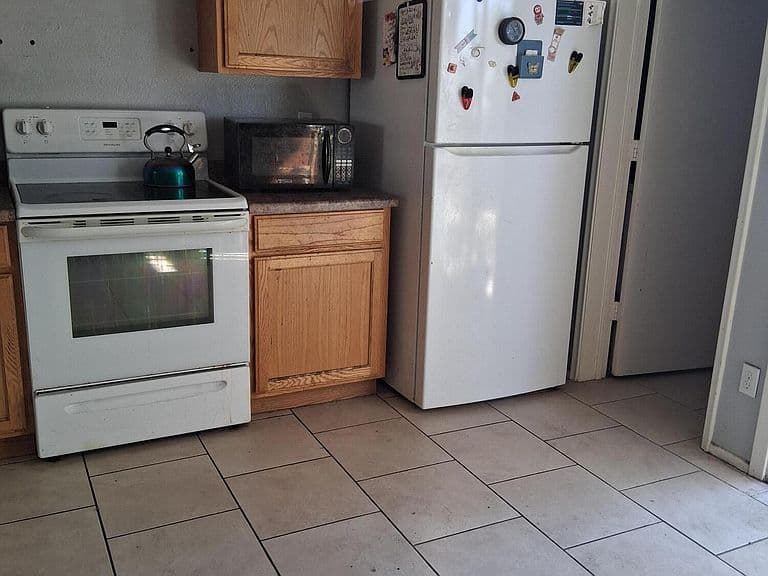 19601 N 7TH Street #1093 photo 2