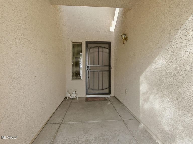 10605 E Heartleaf Willow Dr photo 3