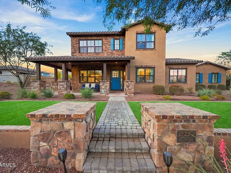 21272 W SUNRISE Lane photo 2