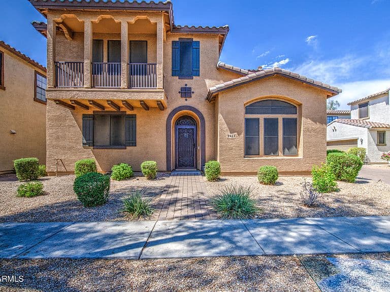 2404 W DUSTY WREN Drive photo 1