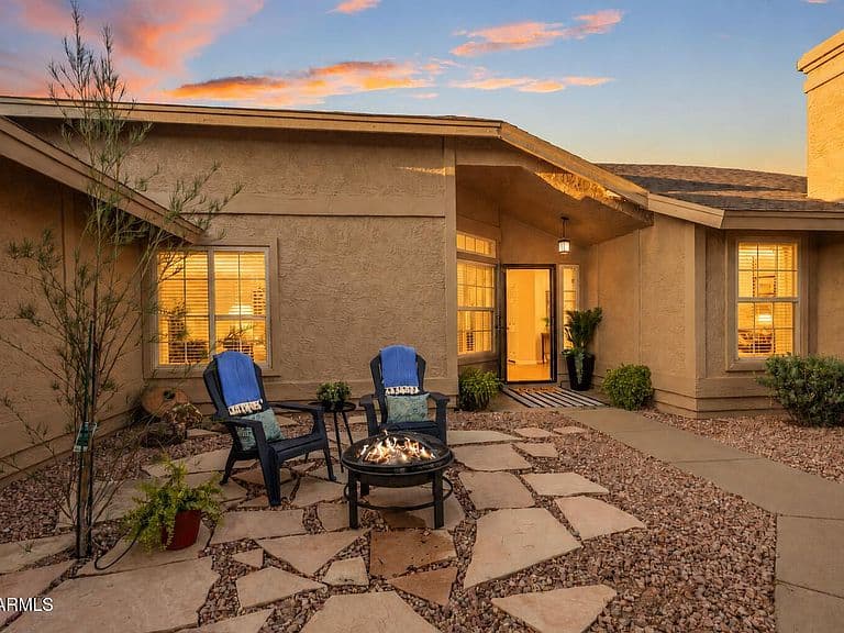 10848 E BECKER Lane photo 4